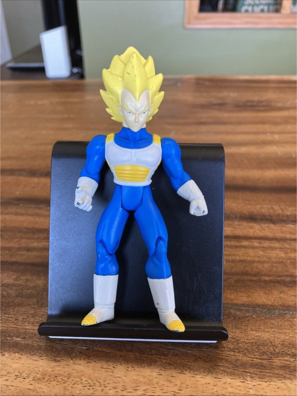 Dragon Ball Z SS Super Saiyan Vegeta Cell Saga 2001 Irwin DBZ Figure